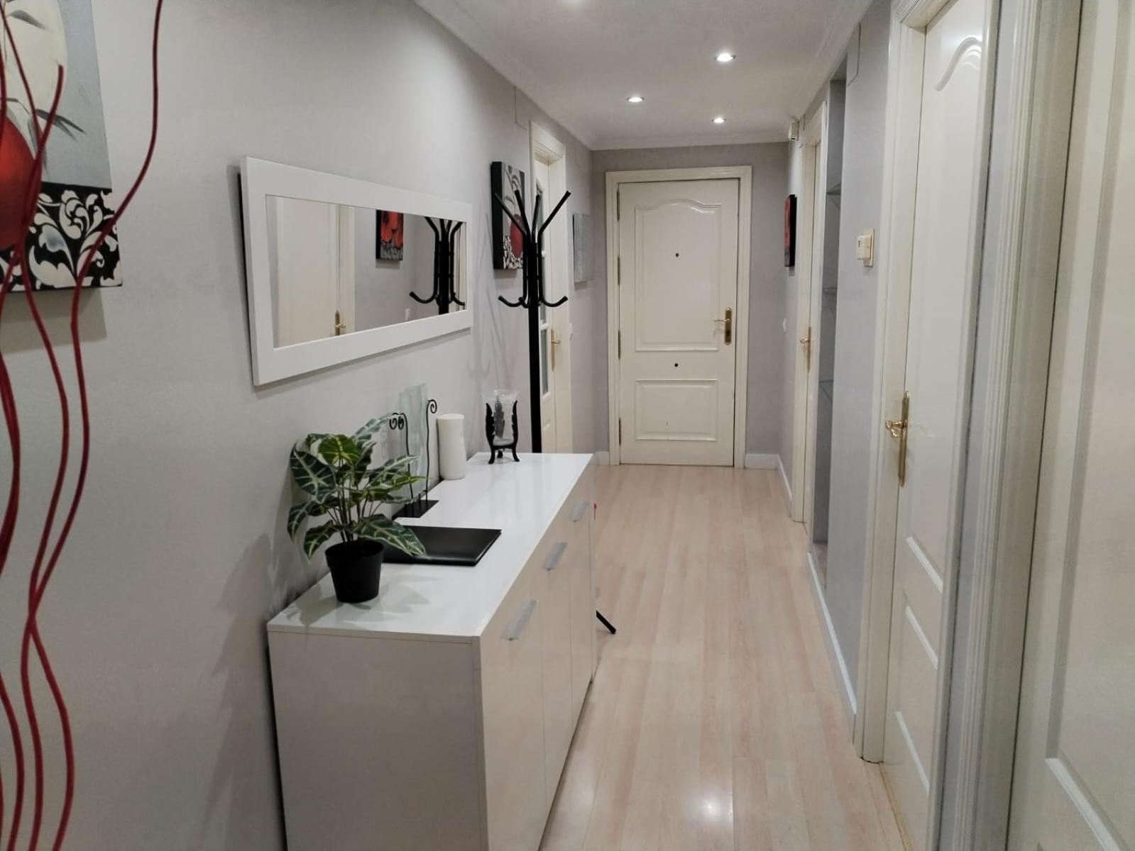 Apartamento Con Parking Privado Gratis Incluido Kordoba Bagian luar foto