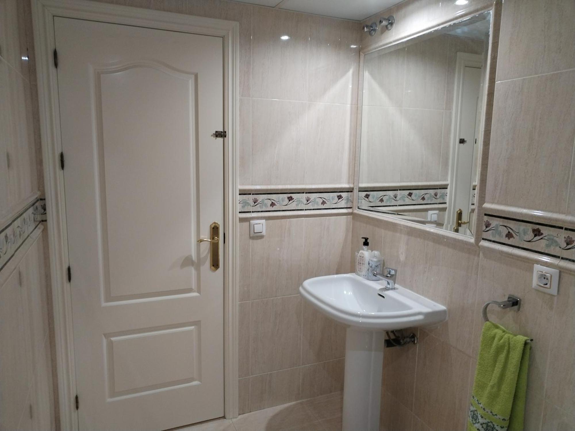 Apartamento Con Parking Privado Gratis Incluido Kordoba Bagian luar foto